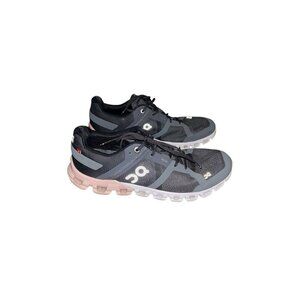 On Cloud Cloudflow Gray Pink Lace Up Athletic Running Sneakers Women’s Size 9